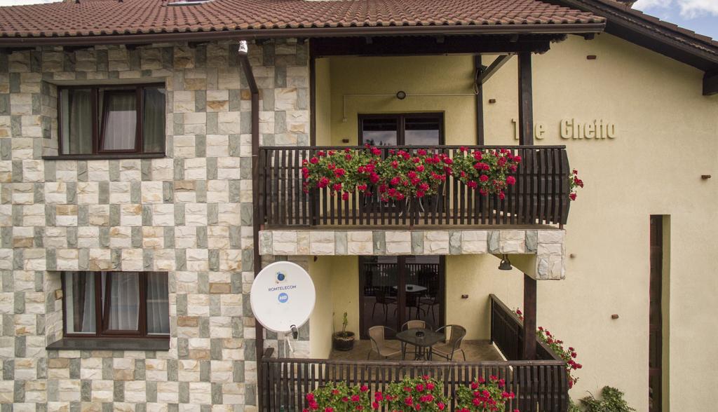 Hotel The Ghetto Buşteni Exterior foto