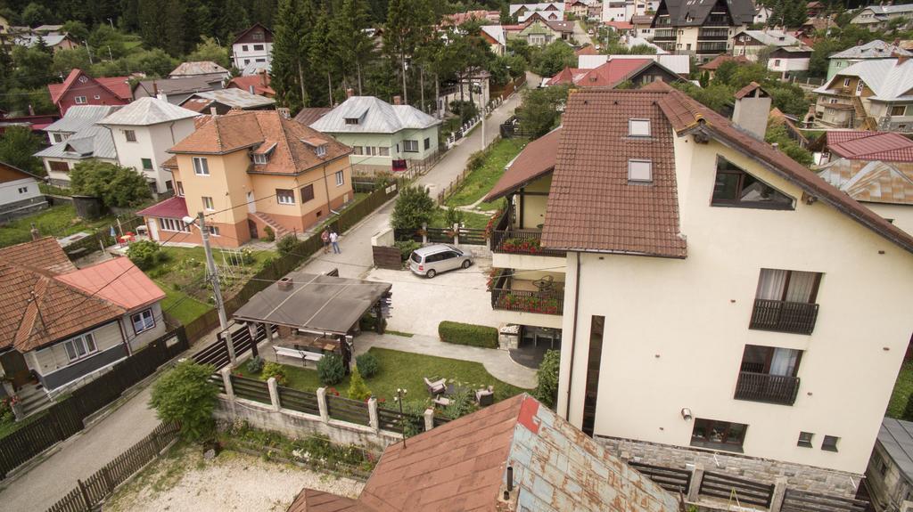Hotel The Ghetto Buşteni Exterior foto